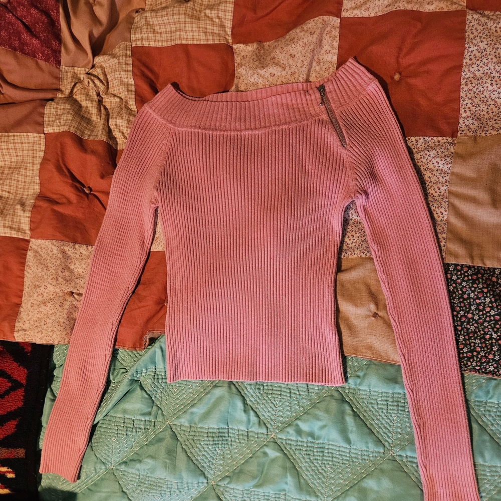 Energie Pink Off-the-Shoulder Sweater with Cropped Fit